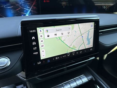 New 2026 Lincoln Nautilus Reserve w/ Jet Appearance Package image 18