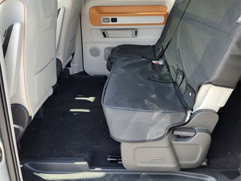 New 2025 Volkswagen ID. Buzz 1st Edition image 8