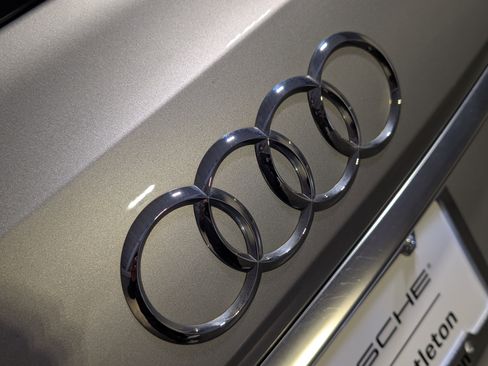 Used 2021 Audi Q7 3.0T Prestige w/ Prestige Package image 16