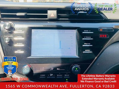 Used 2019 Toyota Camry SE w/ Carpet Mat Package FWD image 30