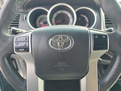 Used 2013 Toyota Tacoma PreRunner w/ SR5 Pkg RWD image 25