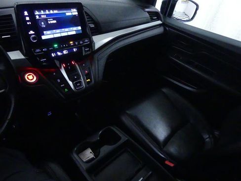Used 2023 Honda Odyssey Sport image 13