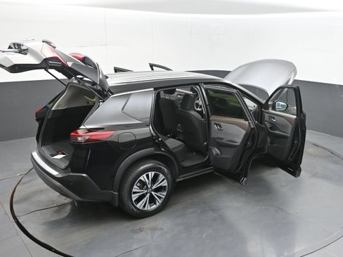Used 2023 Nissan Rogue SV FWD image 35