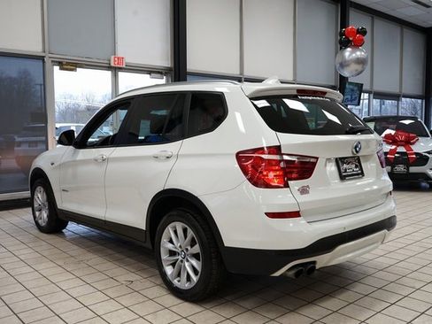 Used 2017 BMW X3 xDrive28i image 5