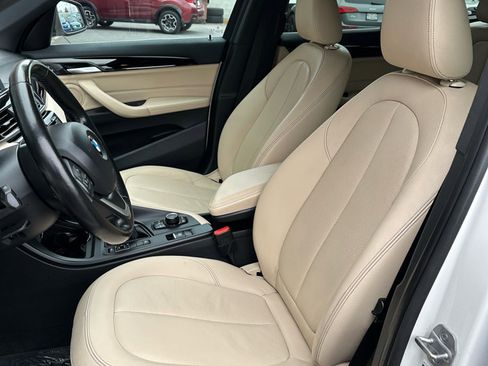 Used 2018 BMW X1 xDrive28i image 5