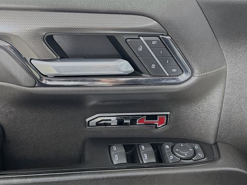 Used 2022 GMC Sierra 1500 AT4 w/ AT4 Premium Package image 17