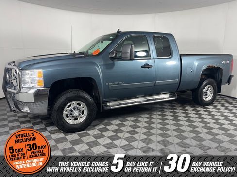 Used 2008 Chevrolet Silverado 2500 LT w/ 1LT Convenience Package image 9