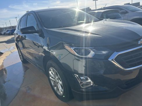 Used 2020 Chevrolet Equinox LT image 13