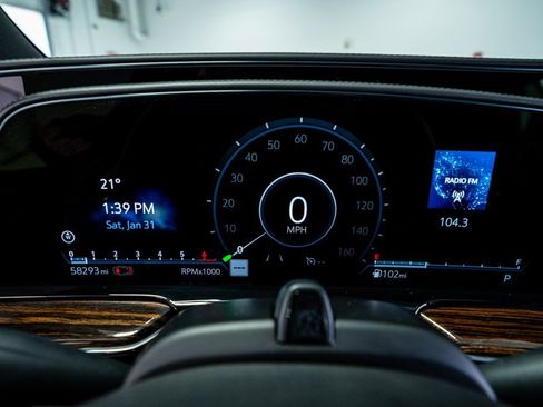 Used 2021 Cadillac Escalade Premium Luxury w/ Driver Assist Tech Package image 41