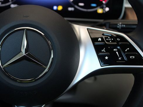 Used 2023 Mercedes-Benz C 300 Sedan image 49