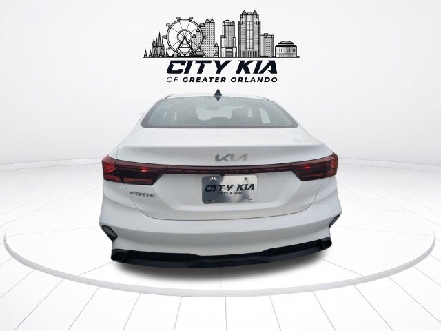 Certified 2023 Kia Forte LXS w/ LXS Technology Package FWD image 5