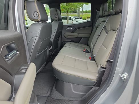 New 2026 Chevrolet Colorado ZR2 w/ Technology Package AWD/4WD image 31