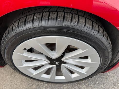Used 2023 Tesla Model 3 Standard Range image 8