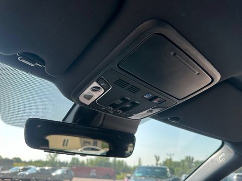Used 2022 Honda Pilot Black Edition image 20