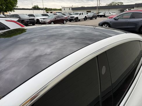 Used 2020 Tesla Model 3 Standard Range RWD image 22