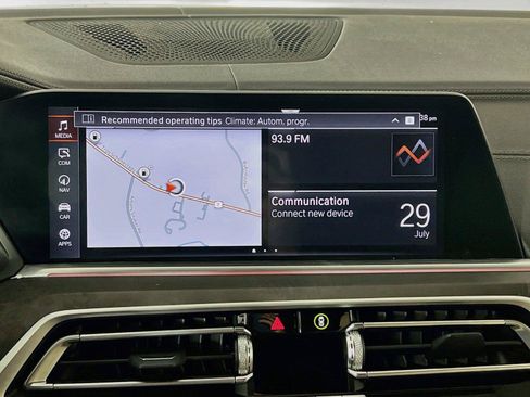 Used 2022 BMW X5 M50i AWD/4WD image 16