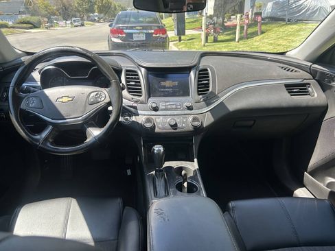 Used 2019 Chevrolet Impala LT FWD image 8