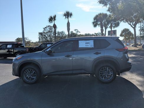 New 2026 Nissan Rogue S image 7