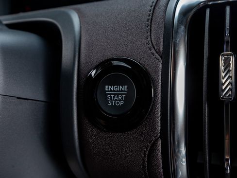 Used 2025 Ford Expedition Platinum w/ Platinum Ultimate Package image 23