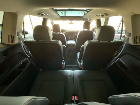 Used 2021 Volkswagen Atlas SE w/ Panoramic Sunroof Package AWD/4WD image 24