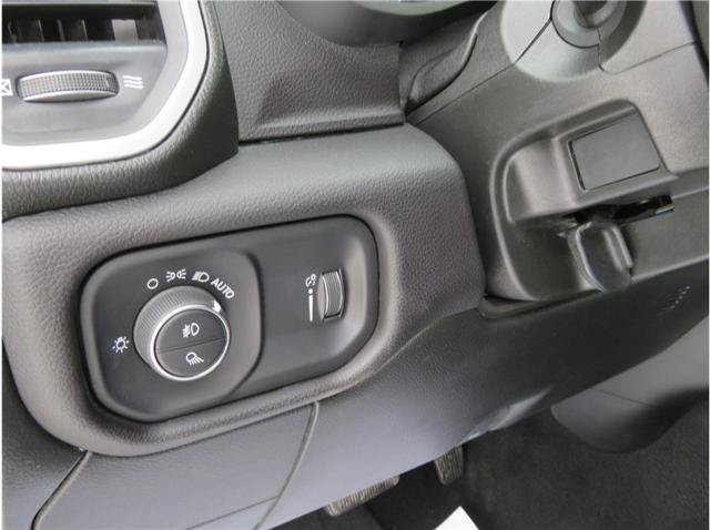 Used 2024 RAM 2500 Big Horn AWD/4WD image 12