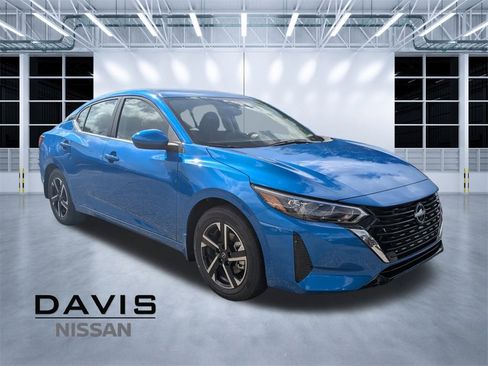 New 2025 Nissan Sentra SV image 1
