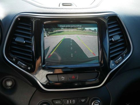 Used 2020 Jeep Cherokee Limited w/ Trailer Tow Group image 33