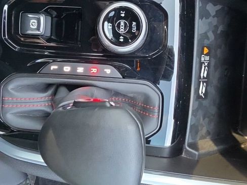Certified 2025 Chevrolet Colorado Z71 AWD/4WD image 20