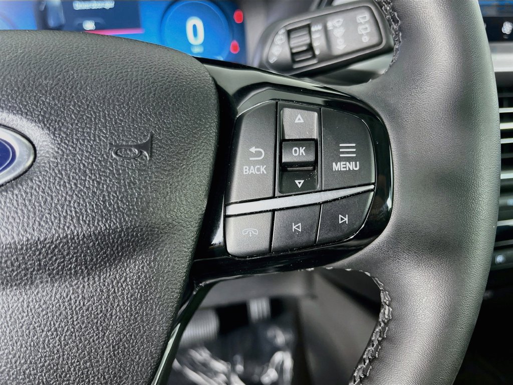 Used 2024 Ford Escape Platinum FWD image 15