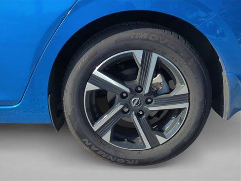 Used 2024 Nissan Sentra SV image 9