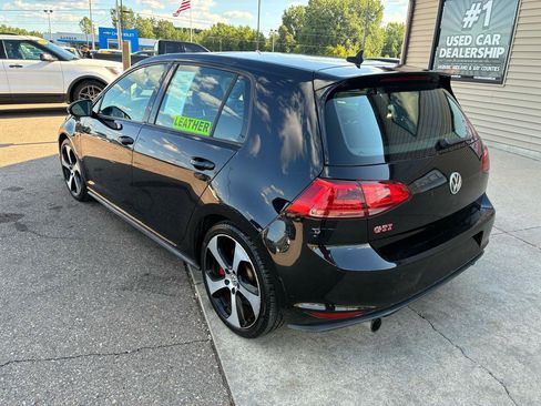 Used 2017 Volkswagen GTI Autobahn FWD image 7