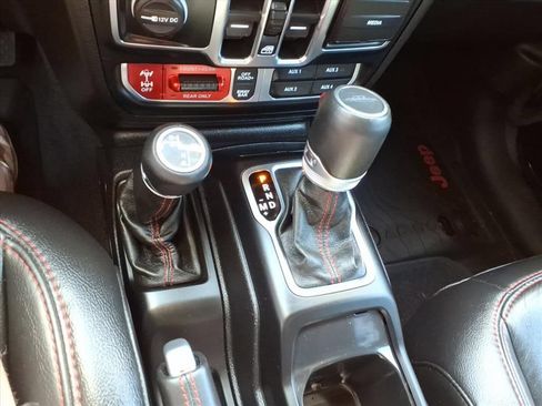 Used 2020 Jeep Gladiator Rubicon AWD/4WD image 24