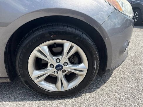 Used 2013 Ford Focus SE FWD image 4