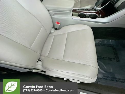 Used 2015 Acura TLX w/ Technology Package FWD image 30