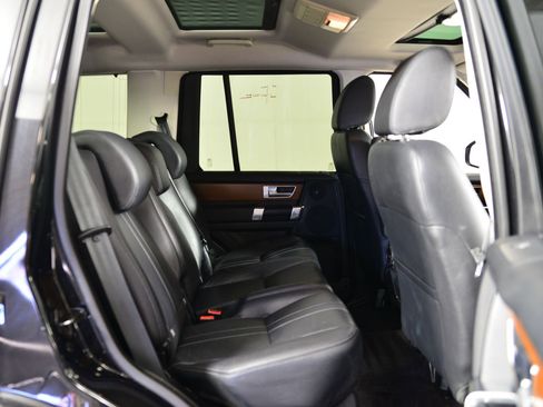Used 2016 Land Rover LR4 image 18