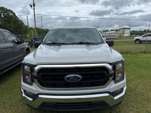 Used 2023 Ford F150 XLT RWD image 3