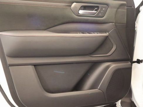 New 2026 Nissan Armada NISMO AWD/4WD image 9