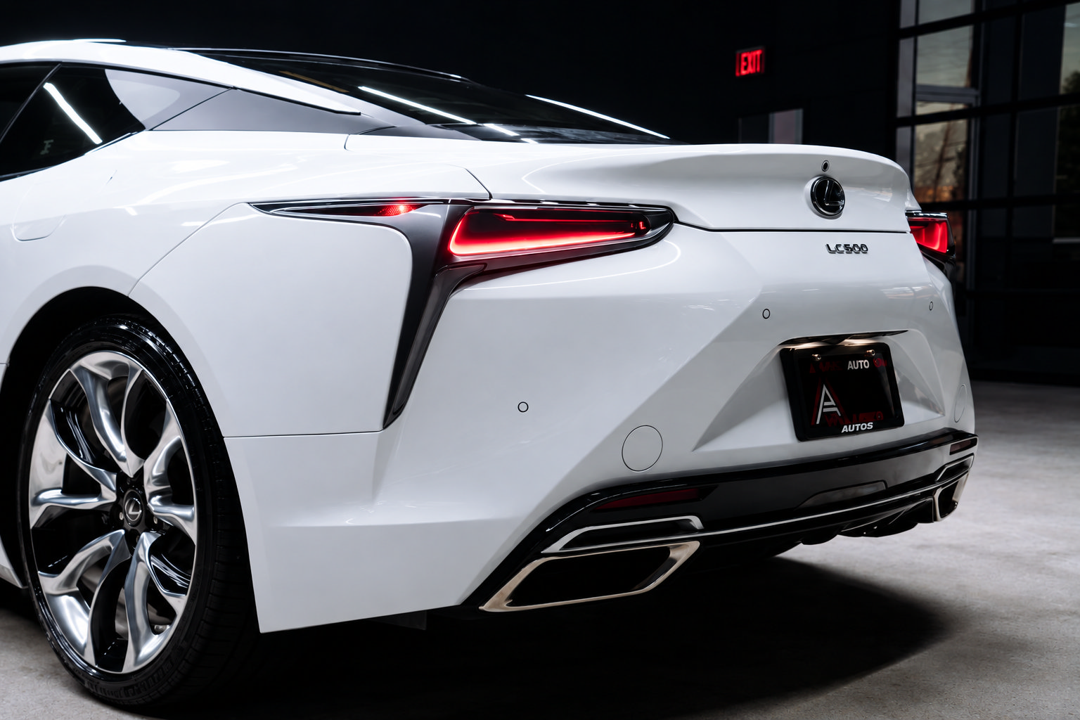 Used 2018 Lexus LC 500 Coupe RWD image 20