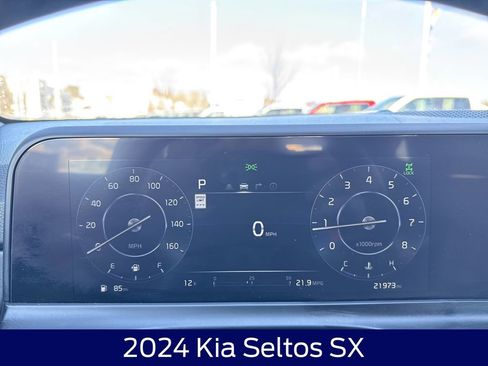 Used 2024 Kia Seltos SX image 18
