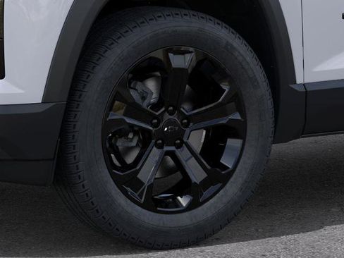 New 2026 Chevrolet Equinox LT FWD image 9