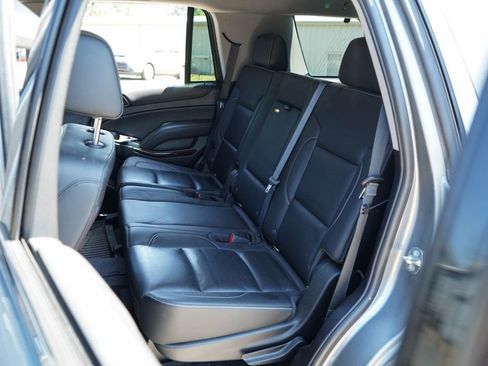 Used 2020 GMC Yukon SLT w/ Premium Edition image 27