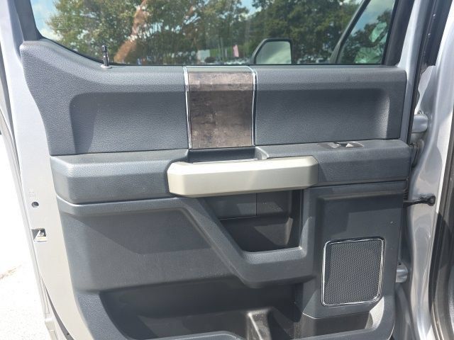 Used 2022 Ford F250 Lariat w/ Lariat Ultimate Package AWD/4WD image 18