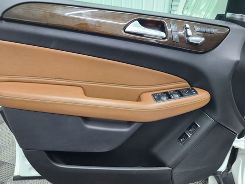 Used 2018 Mercedes-Benz GLS 450 4MATIC image 21