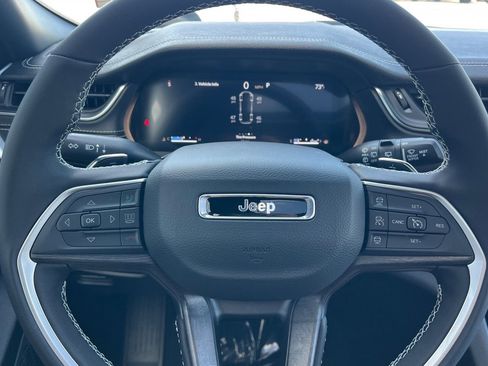 New 2025 Jeep Grand Cherokee L Limited w/ Luxury Tech Group II image 26
