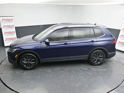 Used 2023 Volkswagen Tiguan SE image 28