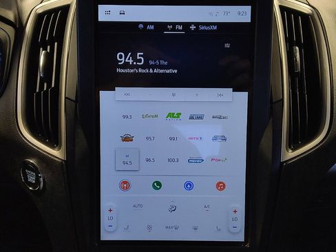 Used 2023 Ford Edge SEL AWD/4WD image 25