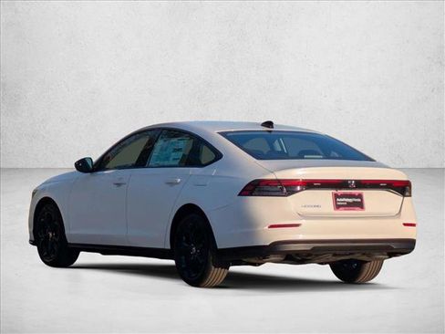 New 2025 Honda Accord SE image 9