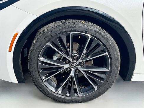 Used 2024 Toyota Prius XLE image 31