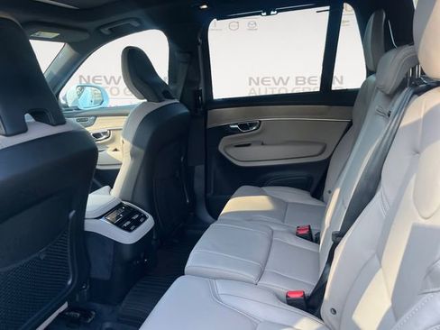 New 2026 Volvo XC90 B6 Ultra w/ Protection Package image 13