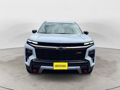 Used 2026 Chevrolet Traverse Z71 AWD/4WD image 2